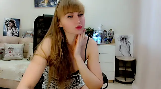 EveLove33 online show from 02-19-25, 05:05