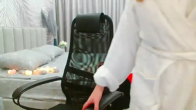 EveLove33 online show from 03-11-26, 08:37