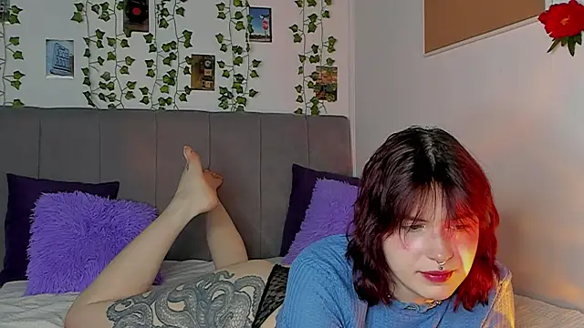 Snapshot of miss_Lizzy chatting on 02-16-25, 01:36 miss Lizzy online show from 02-16-25, 01:36