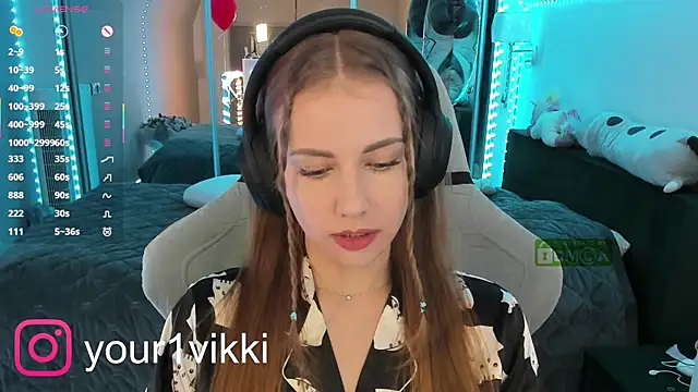 Vikki Cheese online show from 02-20-25, 06:24