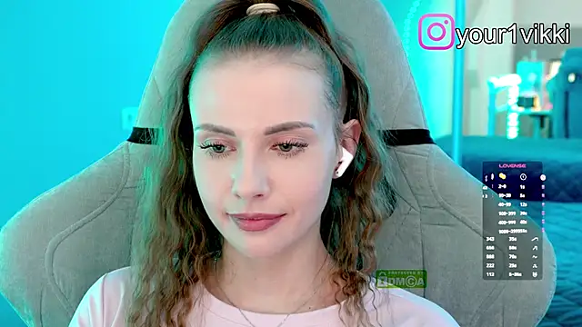 Vikki Cheese online show from 11-12-25, 08:30