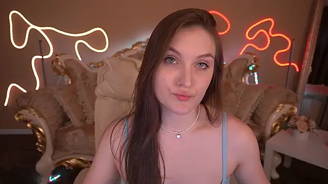 Snapshot of EmmyCharmm chatting on 10-03-25, 05:48 EmmyCharmm online show from 10-03-25, 05:48