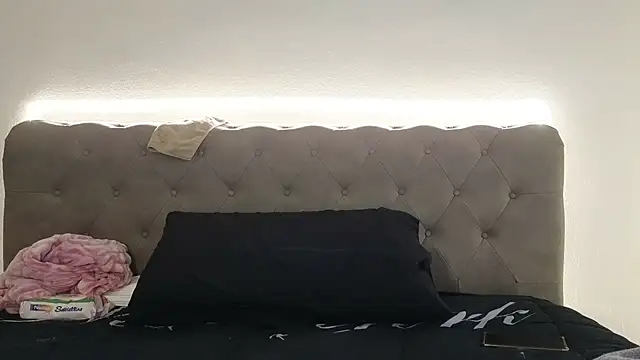 Snapshot of patatina-sexy chatting on 01-18-26, 12:31 patatina-sexy online show from 01-18-26, 12:31