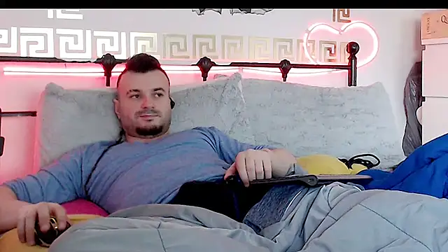 erotico69xxx online show from 09-24-25, 12:19