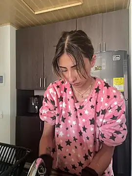 Ameellie online show from 01-25-25, 03:09