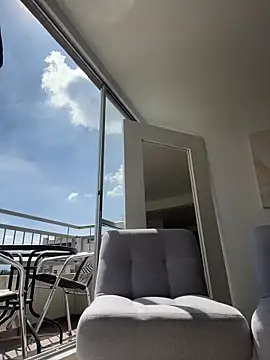 Ameellie online show from 11-04-25, 02:38