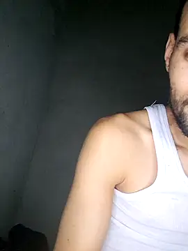 Snapshot of motanjer chatting on 09-27-25, 08:58 motanjer online show from 09-27-25, 08:58