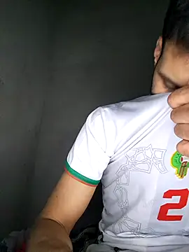 Snapshot of motanjer chatting on 10-02-25, 12:39 motanjer online show from 10-02-25, 12:39