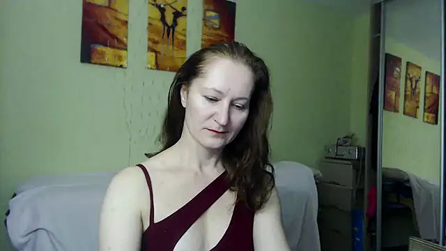 Snapshot of AmellyGrand chatting on 12-19-24, 10:13 AmellyGrand online show from 12-19-24, 10:13