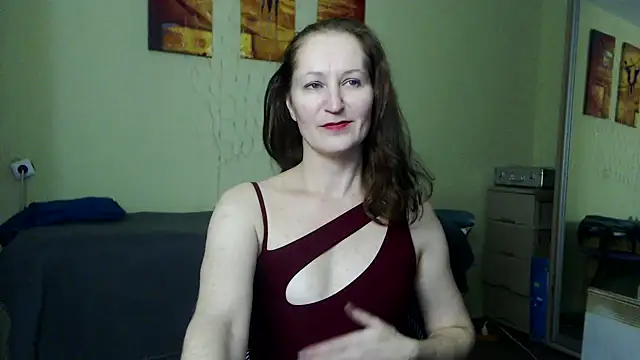 Snapshot of AmellyGrand chatting on 12-19-24, 02:24 AmellyGrand online show from 12-19-24, 02:24