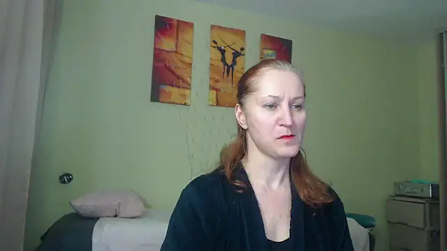 Snapshot of AmellyGrand chatting on 02-06-25, 09:06 AmellyGrand online show from 02-06-25, 09:06