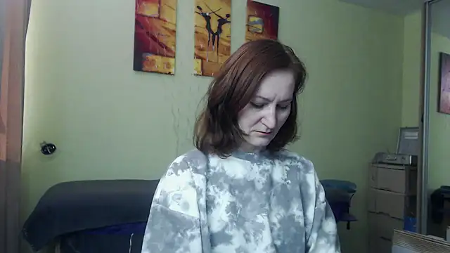 Snapshot of AmellyGrand chatting on 02-13-25, 12:00 AmellyGrand online show from 02-13-25, 12:00