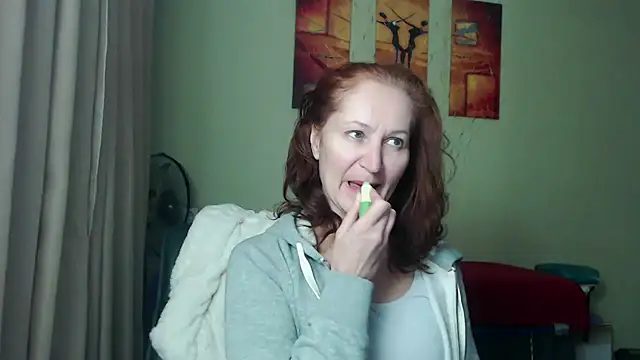 Snapshot of AmellyGrand chatting on 11-16-25, 03:50 AmellyGrand online show from 11-16-25, 03:50