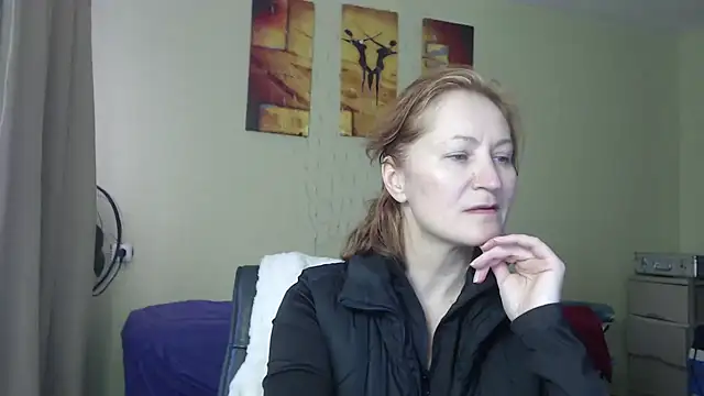 Snapshot of AmellyGrand chatting on 03-17-26, 03:15 AmellyGrand online show from 03-17-26, 03:15