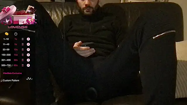 Snapshot of athenphysics chatting on 12-18-24, 03:33 athenphysics online show from 12-18-24, 03:33