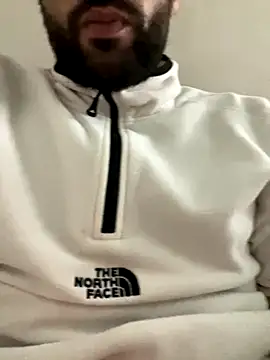 Snapshot of athenphysics chatting on 11-17-25, 10:15 athenphysics online show from 11-17-25, 10:15