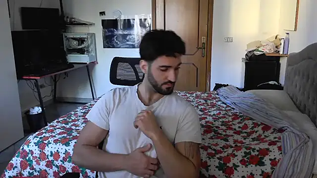 Alexox02 online show from 11-30-25, 01:04