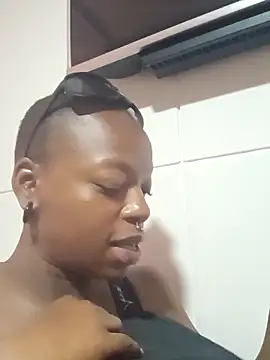 Coco Kiss online show from 04-02-26, 06:27