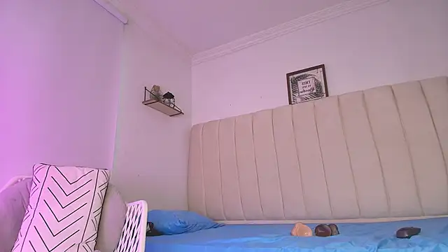 mollyrivera online show from 01-23-25, 10:33