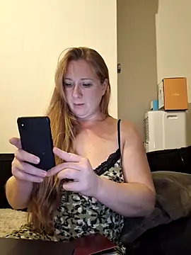 Snapshot of MazySun chatting on 09-13-25, 08:41 MazySun online show from 09-13-25, 08:41