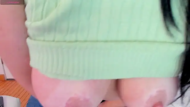 Jadeh Williams02 online show from 02-12-25, 09:22