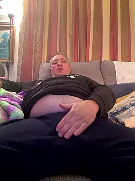 Snapshot of Russirayu chatting on 01-14-26, 06:02 Russirayu online show from 01-14-26, 06:02