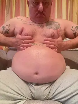 Snapshot of Russirayu chatting on 03-09-26, 04:22 Russirayu online show from 03-09-26, 04:22