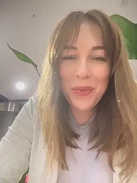 MommmyYummy online show from 12-28-24, 02:10