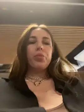 Snapshot of MommmyYummy chatting on 03-02-26, 01:18 MommmyYummy online show from 03-02-26, 01:18