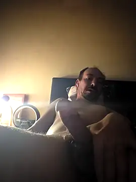 Snapshot of antoniox1978 chatting on 02-11-26, 04:23 antoniox1978 online show from 02-11-26, 04:23