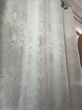 Alahia Rodriguez online show from 11-29-25, 08:01