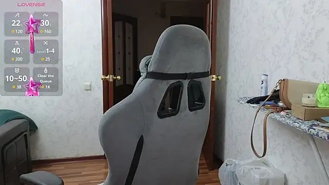 Snapshot of Nelly_Fischer chatting on 12-09-24, 04:12 Nelly Fischer online show from 12-09-24, 04:12