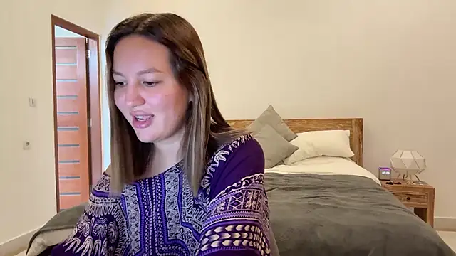 Snapshot of Nelly_Fischer chatting on 09-24-25, 01:09 Nelly Fischer online show from 09-24-25, 01:09