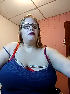 EllisW8 online show from 02-26-25, 03:41