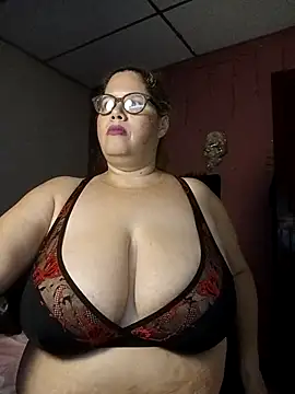 EllisW8 online show from 10-05-25, 06:06