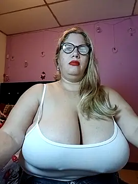 EllisW8 online show from 12-22-25, 11:18