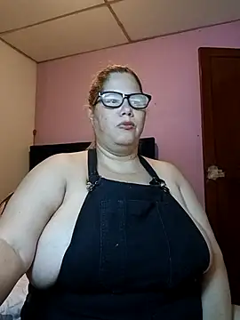 EllisW8 online show from 04-19-26, 06:54