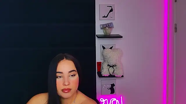 MissAmeliaa online show from 04-28-26, 11:26