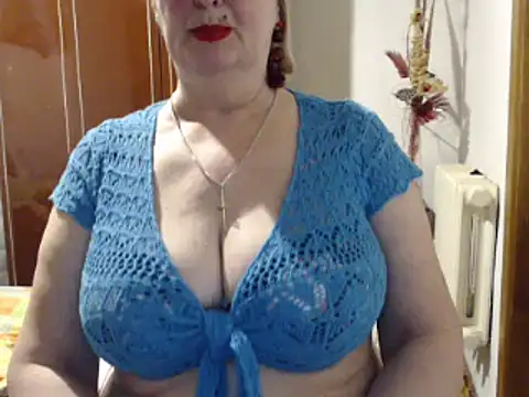 Snapshot of Secretfox chatting on 02-20-25, 02:35 Secretfox online show from 02-20-25, 02:35