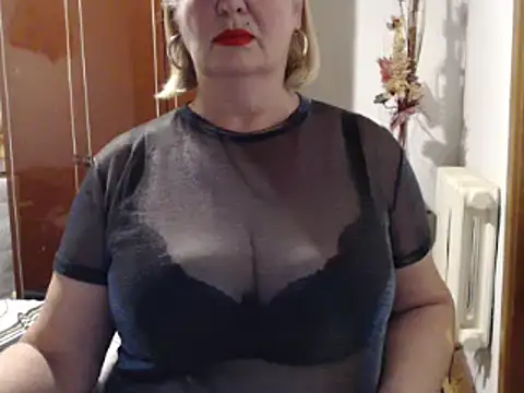 Snapshot of Secretfox chatting on 10-10-25, 02:16 Secretfox online show from 10-10-25, 02:16