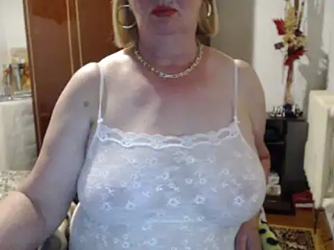 Secretfox online show from 06-03-26, 05:07