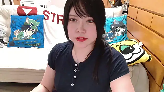 Snapshot of NATINATU252525 chatting on 05-24-26, 01:49 NATINATU252525 online show from 05-24-26, 01:49