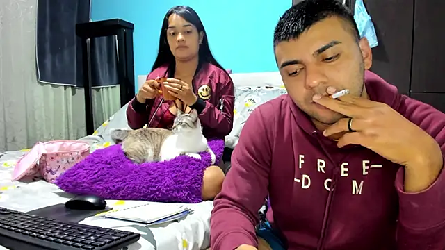 2ScarletandRyan8 online show from 11-17-25, 09:59