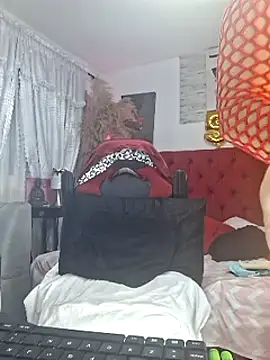 Snapshot of evelin_hott chatting on 03-11-25, 01:48 evelin hott online show from 03-11-25, 01:48