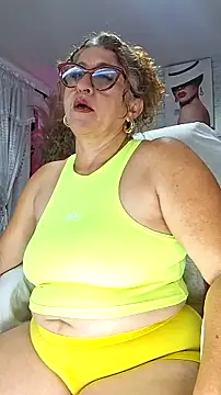 Snapshot of evelin_hott chatting on 10-30-25, 02:02 evelin hott online show from 10-30-25, 02:02