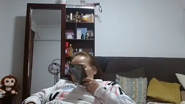 asleycavta online show from 09-24-25, 01:31