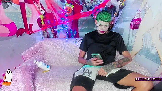 amazing group hot69 online show from 10-31-25, 07:59