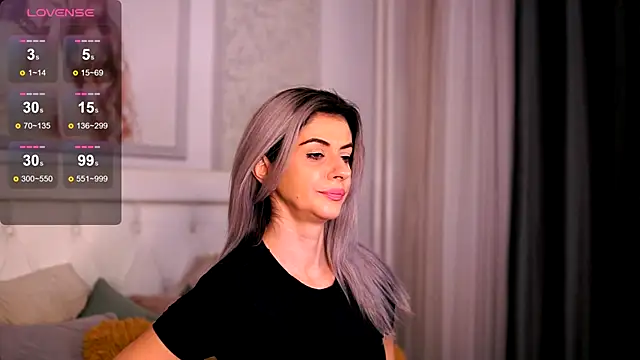 Adelyn Chase online show from 10-04-25, 08:12