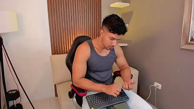 Snapshot of liam_collins21 chatting on 01-23-25, 11:37 liam collins21 online show from 01-23-25, 11:37