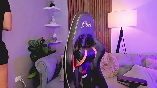 liam collins21 online show from 11-30-25, 07:51